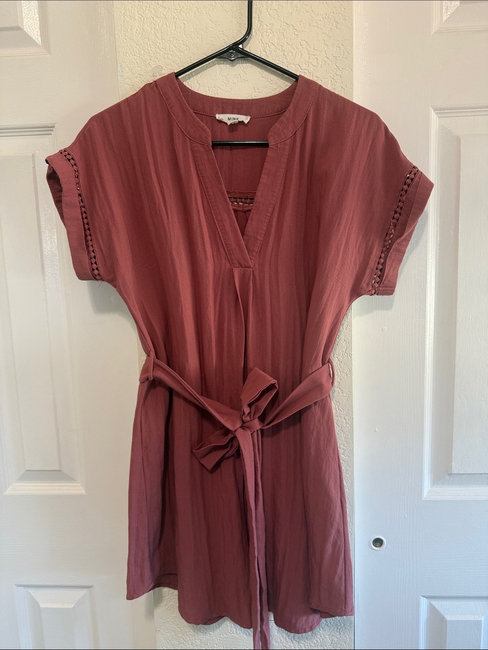 mine Mauve Rose V-Neck Belted Tunic Mini Dress